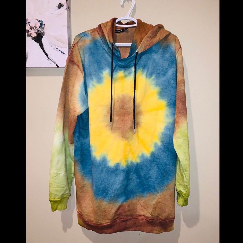 Pretty Little Thing Oversized Tie-Dye Hoodie